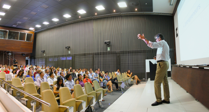 Becas Eduarda Justo 2014 para MBA o master: convocatoria abierta
